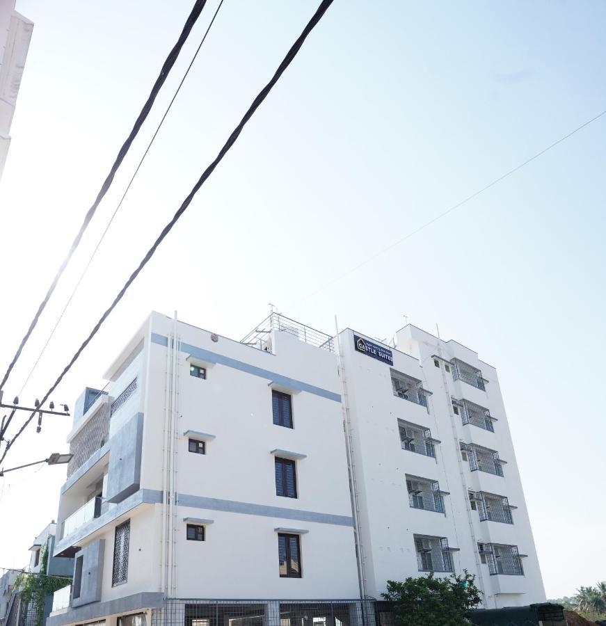 Castle Suites By Haven Homes, Kempegowda International Airport Road 班加罗尔 外观 照片