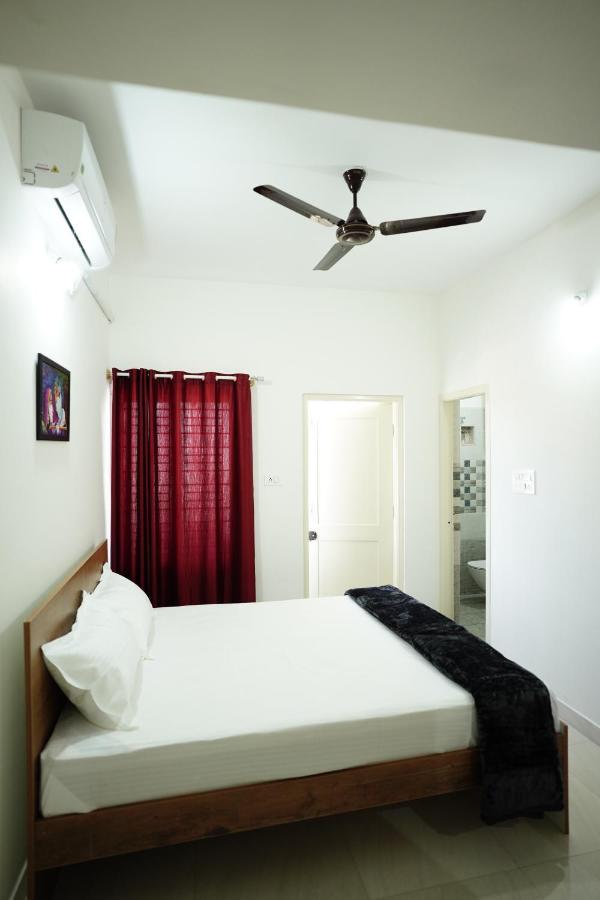 Castle Suites By Haven Homes, Kempegowda International Airport Road 班加罗尔 外观 照片