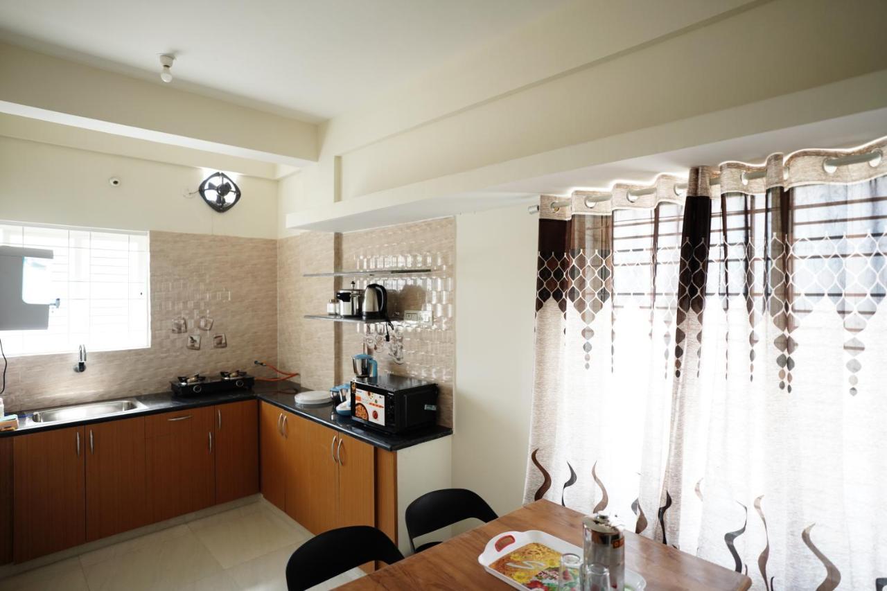 Castle Suites By Haven Homes, Kempegowda International Airport Road 班加罗尔 外观 照片