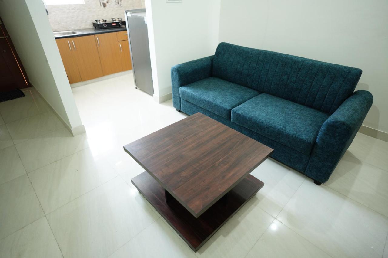 Castle Suites By Haven Homes, Kempegowda International Airport Road 班加罗尔 外观 照片